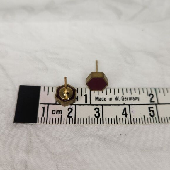 NWT Geometric Purple Earrings - Picture 3 of 3